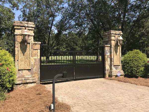 Stone Driveway Entrance Columns in Monroe, GA (1)