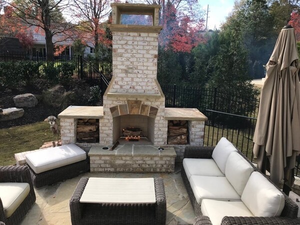 Outdoor Patio and a Fireplace Roswell, GA (1)